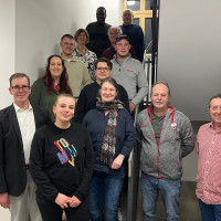 Die nominierten Gemeinderatsmitglieder der SPD/Unabhängige Bürger und Bürgermeisterkandidat Uwe Dietrich (links vorne)